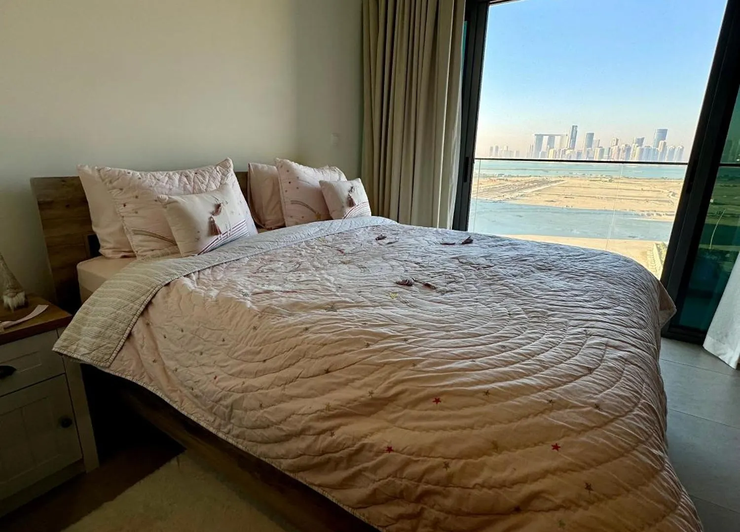 Luxury Saadiyat Fully Equipped Apartment 아부다비 아랍에미리트